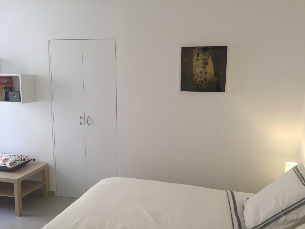 Menton 2 Pieces Climatise A Cote De La Plage Rue Palmaro エクステリア 写真