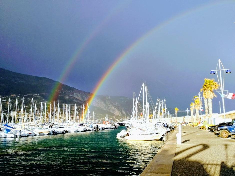 Menton 2 Pieces Climatise A Cote De La Plage Rue Palmaro エクステリア 写真